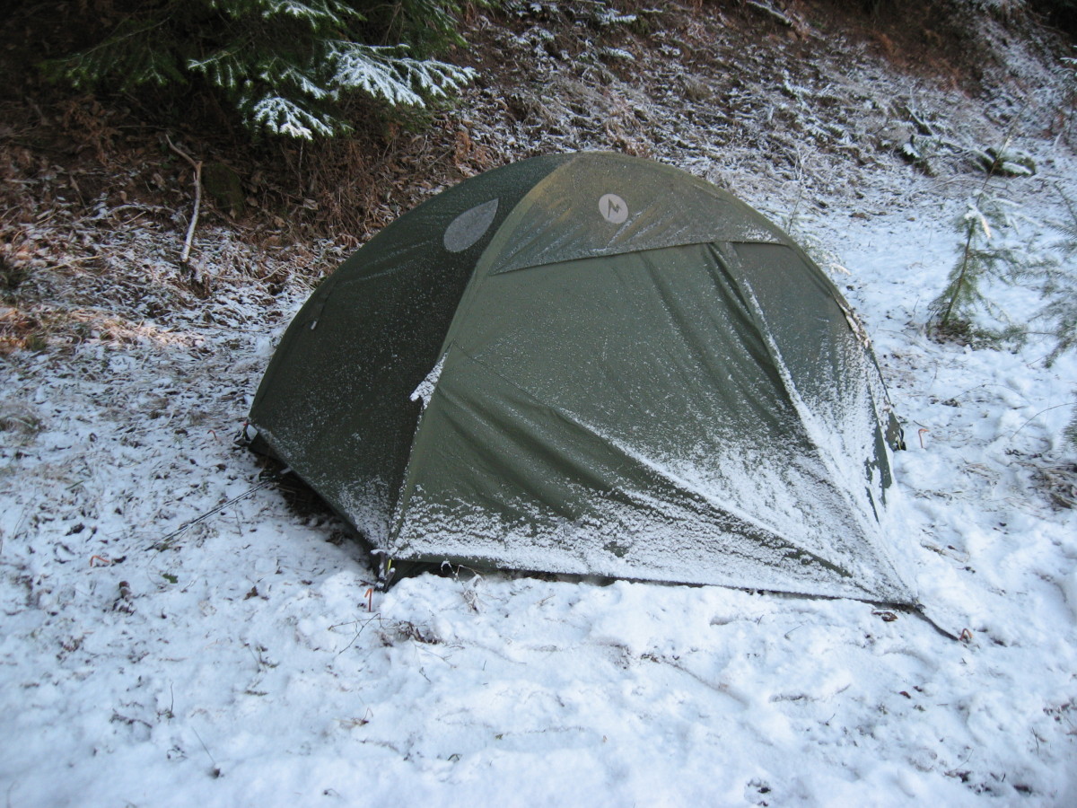 Winter camping in the Marmot EarlyLight.