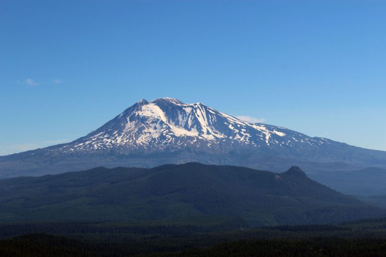 A Beginners Guide to Climbing Mt. Adams – South Side – WanderlustHiker